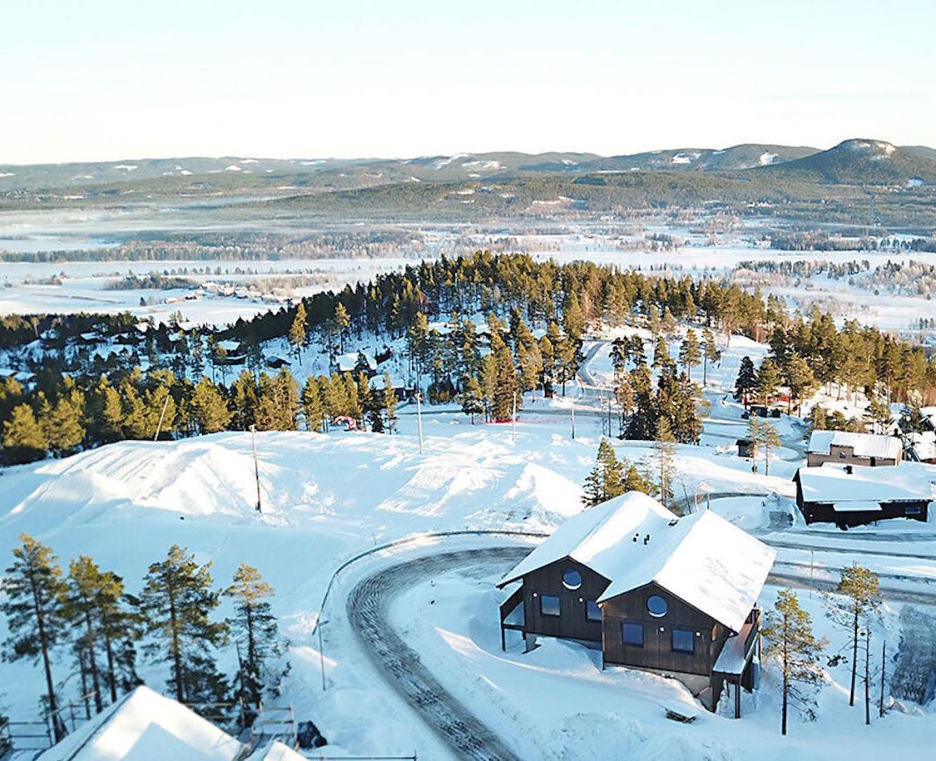 Toppvillan - In - Out - 200 M Toppen Och Cykelleder Appartamento Järvsö